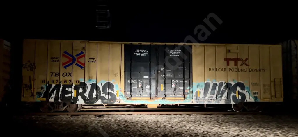 TBOX667620 - NORTH-AMERICA