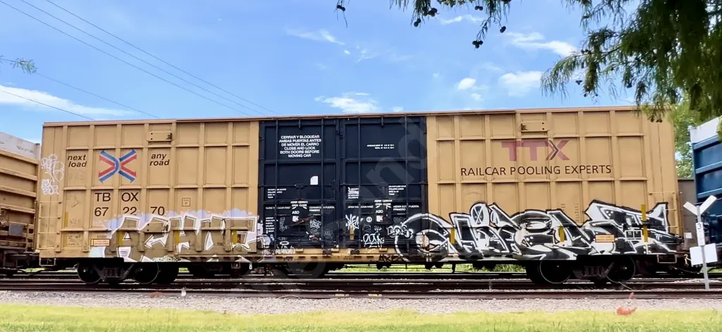 TBOXX672270 - NORTH-AMERICA