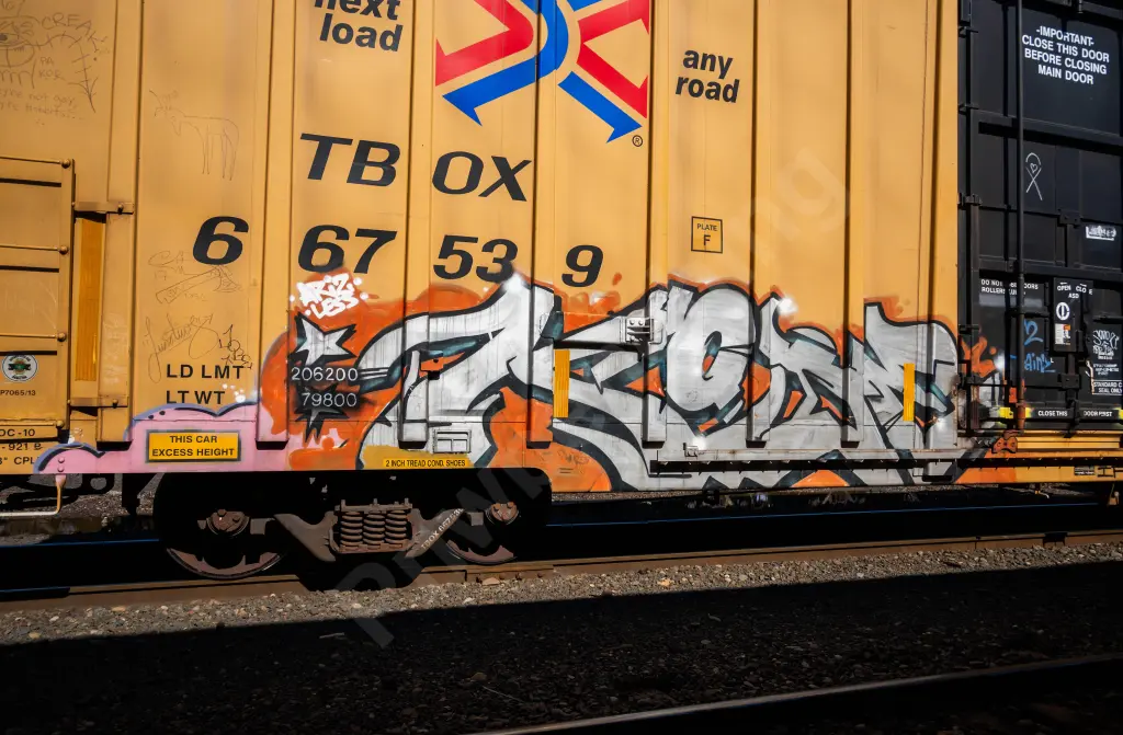TBOX667539 - NORTH-AMERICA