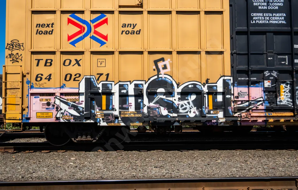 TBOX640271 - NORTH-AMERICA