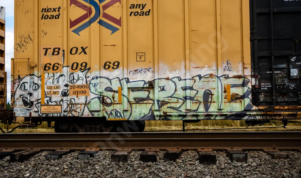 TBOX660969 - NORTH-AMERICA