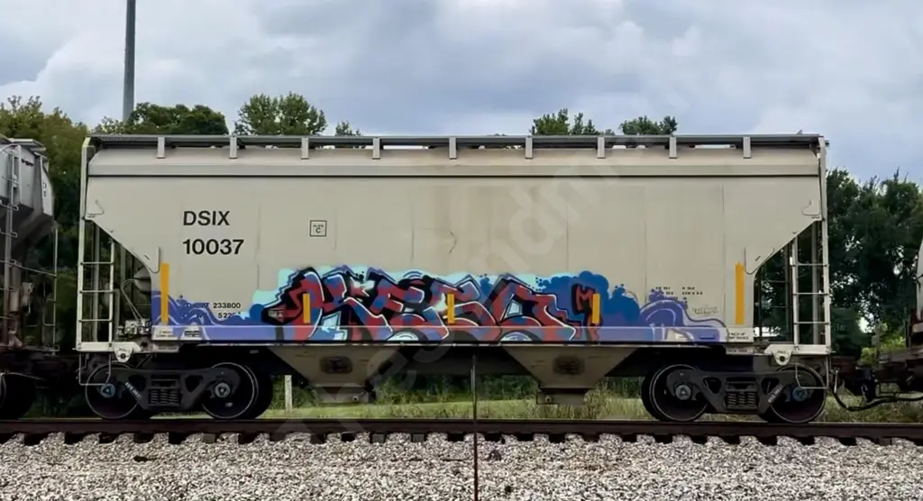 DSIX10037 - NORTH-AMERICA