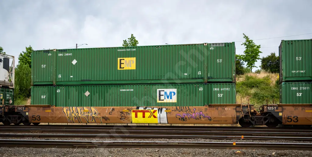 DTTX765577 - NORTH-AMERICA