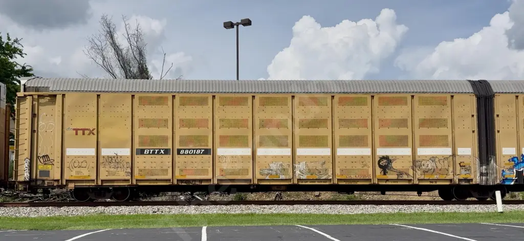 BTTX880187 - NORTH-AMERICA
