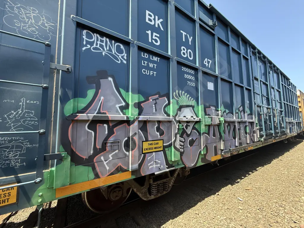 BKTY158047 - NORTH-AMERICA