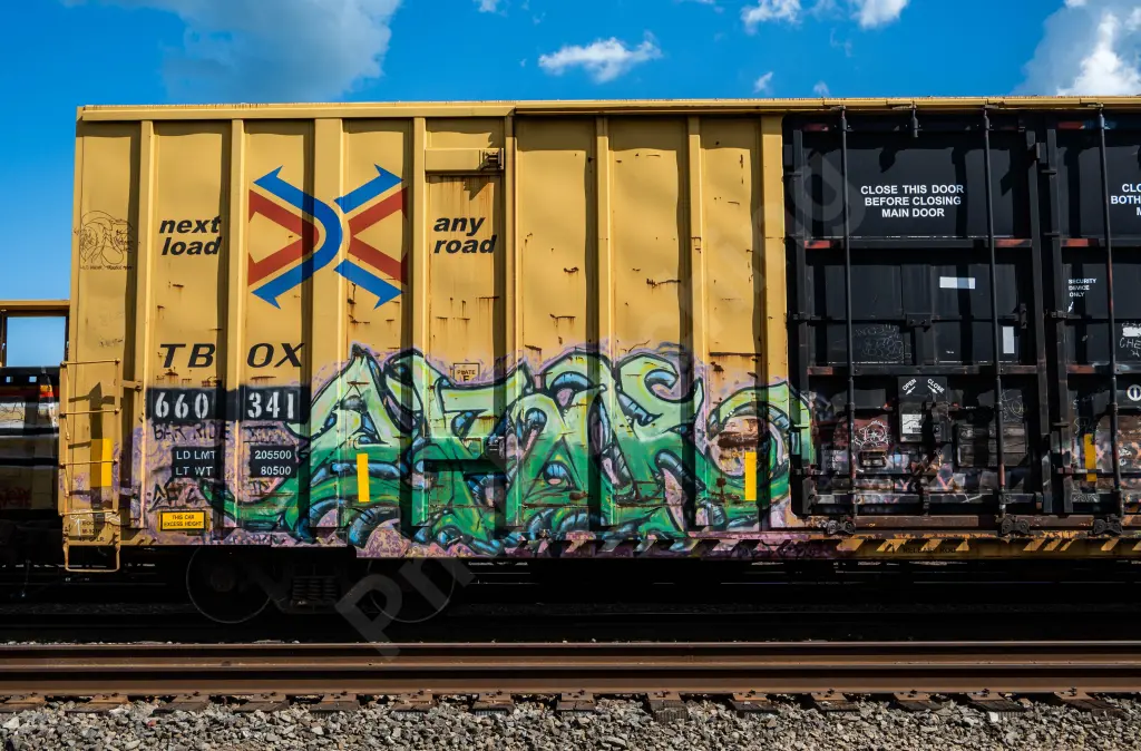 TBOX660341 - NORTH-AMERICA