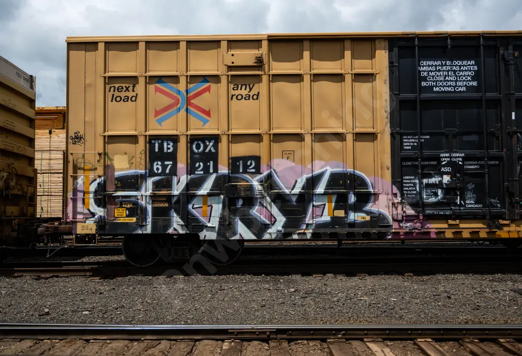 TBOX672112 - NORTH-AMERICA