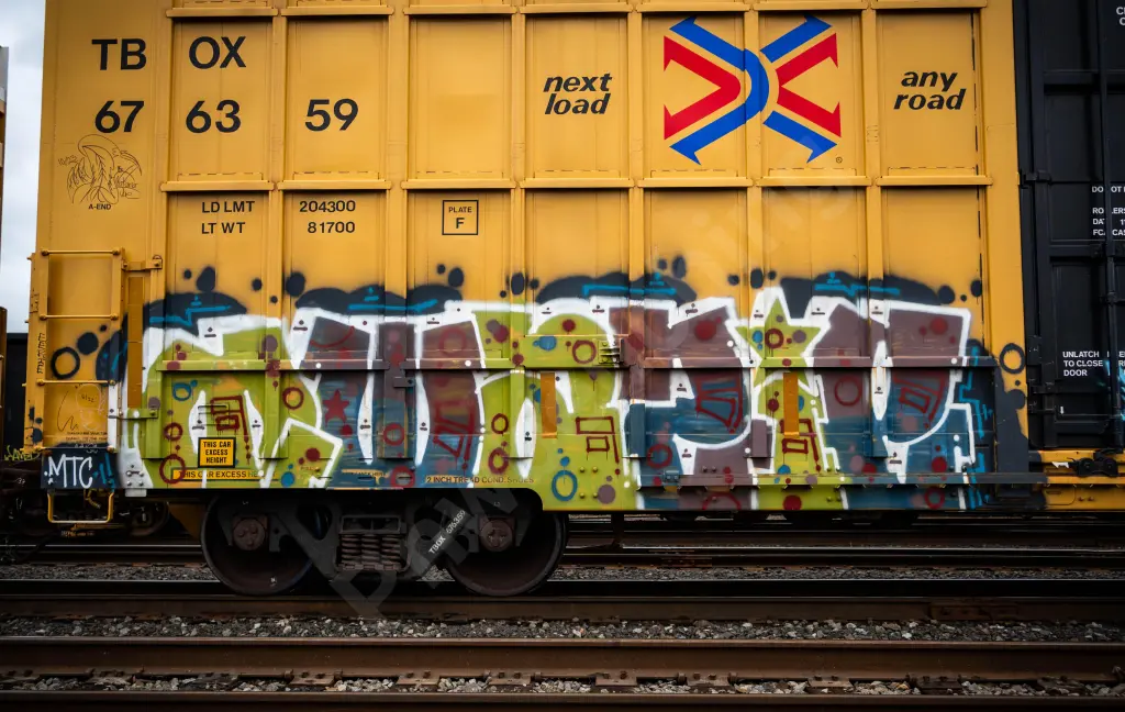 TBOX676359 - NORTH-AMERICA
