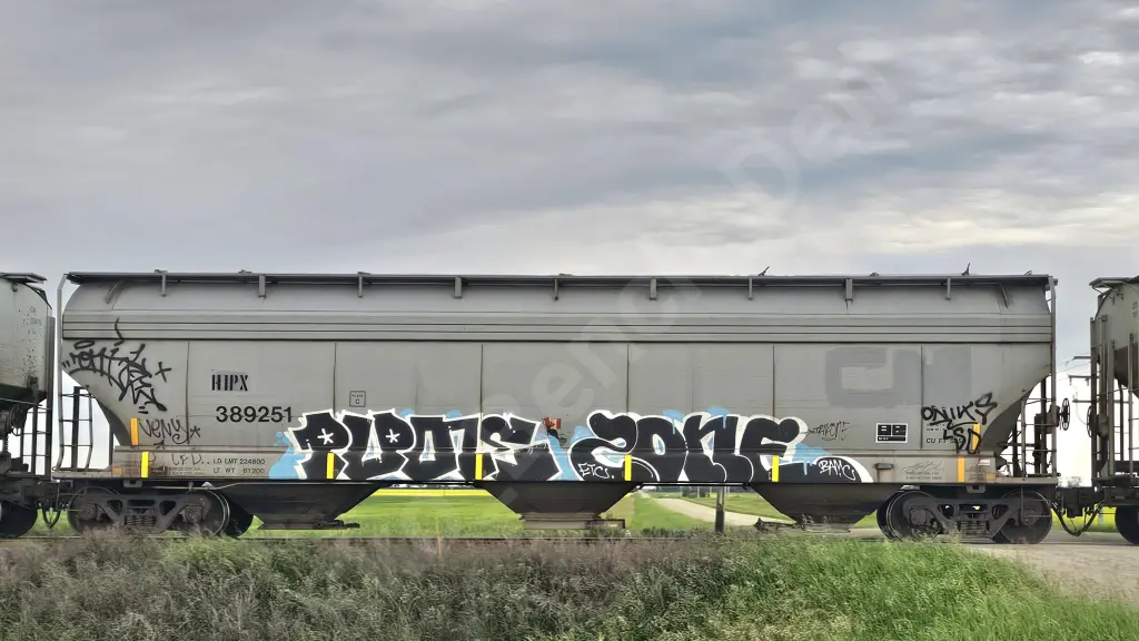 HIPX389251 - NORTH-AMERICA