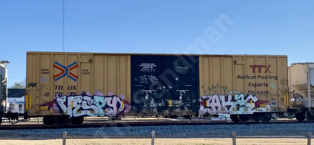 TBOX670359 - NORTH-AMERICA