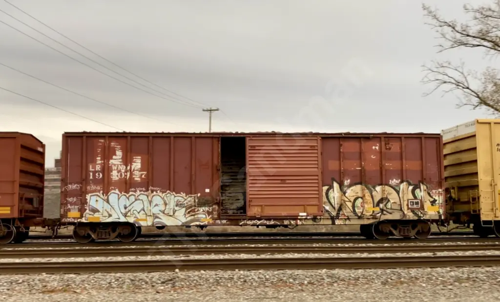 LRWN193037 - NORTH-AMERICA