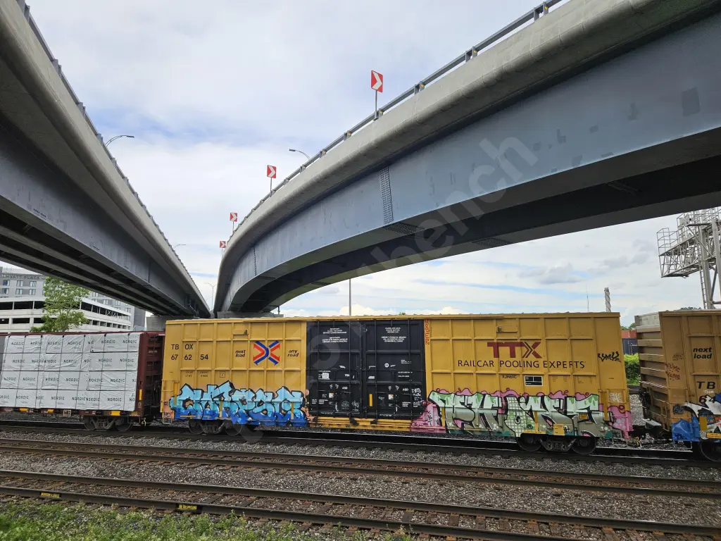 TBOX676254 - NORTH-AMERICA