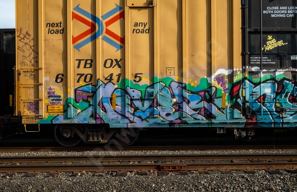 TBOX670415 - NORTH-AMERICA