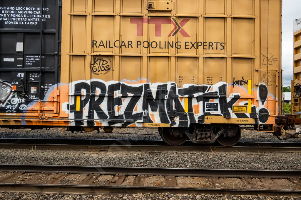 TBOX673173 - NORTH-AMERICA