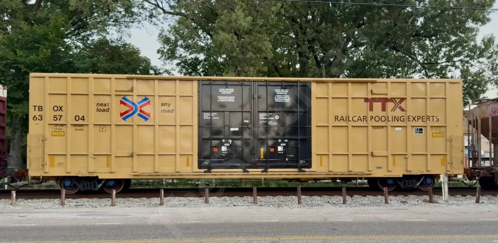 TBOX635704 - NORTH-AMERICA