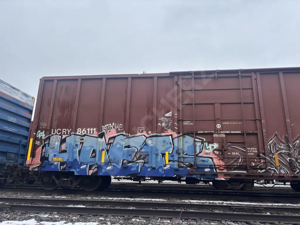 UCRY86111 - NORTH-AMERICA