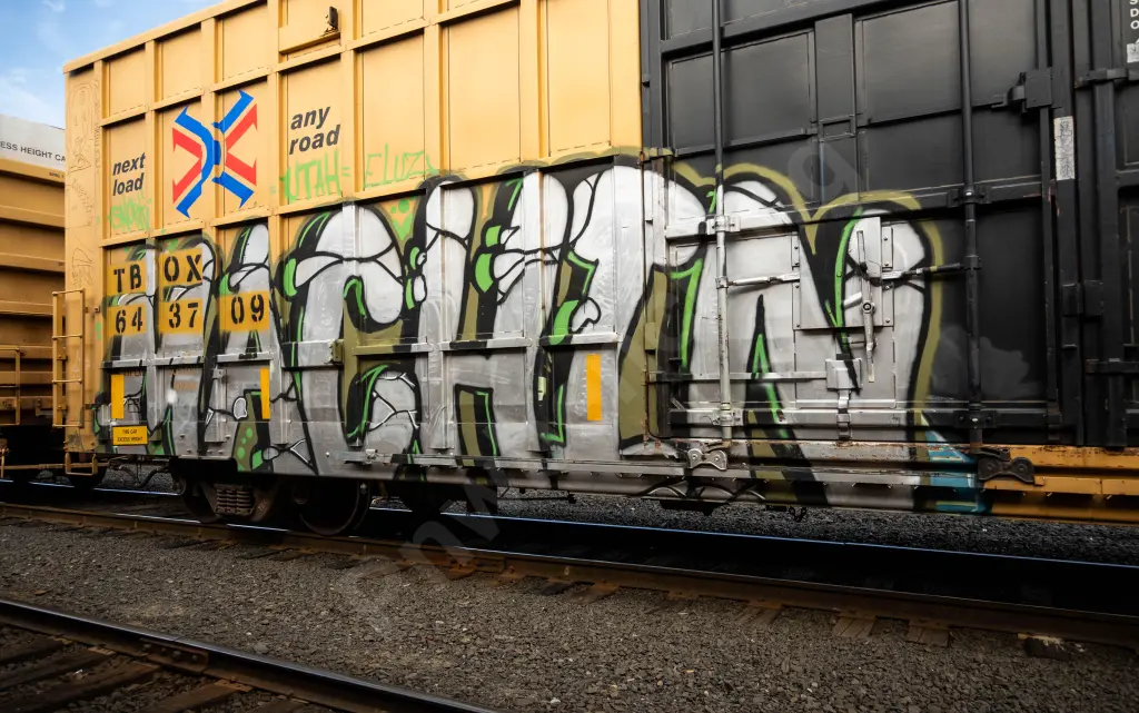 TBOX643709 - NORTH-AMERICA