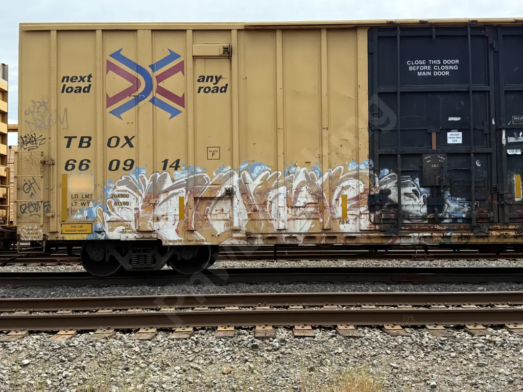 TBOX660914 - NORTH-AMERICA