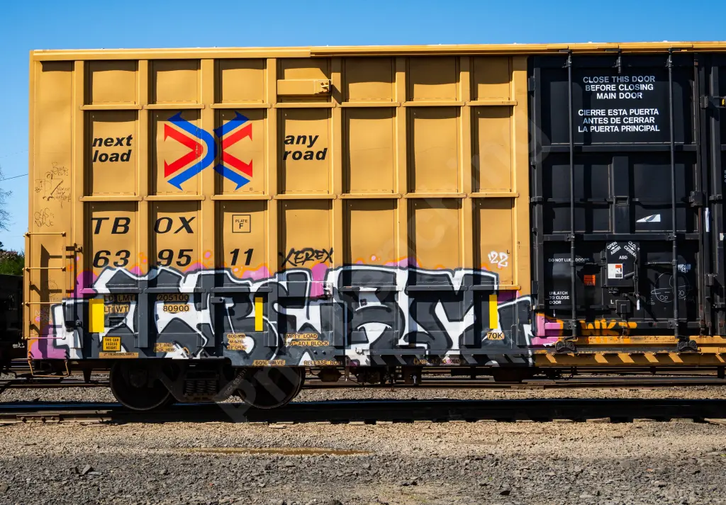 TBOX639511 - NORTH-AMERICA