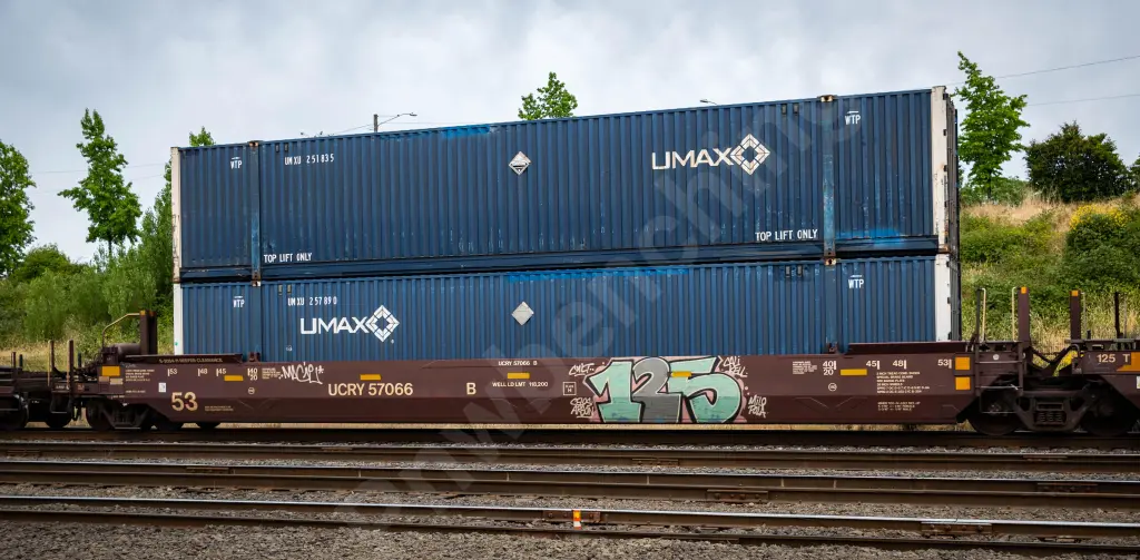 UCRY57066 - NORTH-AMERICA