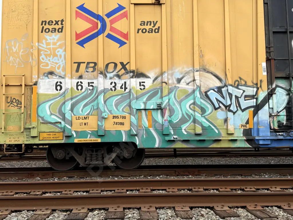 TBOX665345 - NORTH-AMERICA