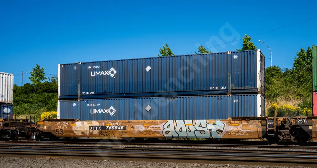 DTTX765646 - NORTH-AMERICA