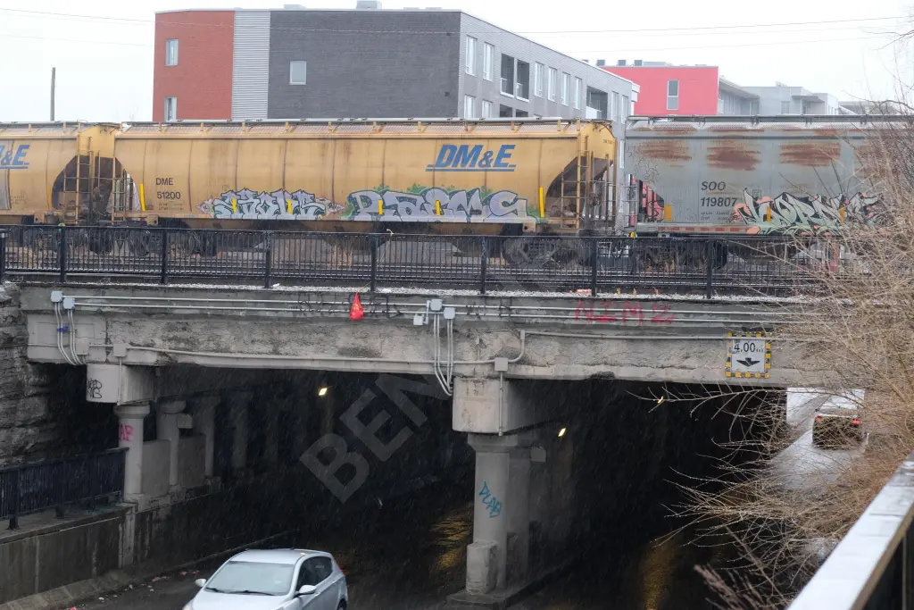 DME51200 - NORTH-AMERICA