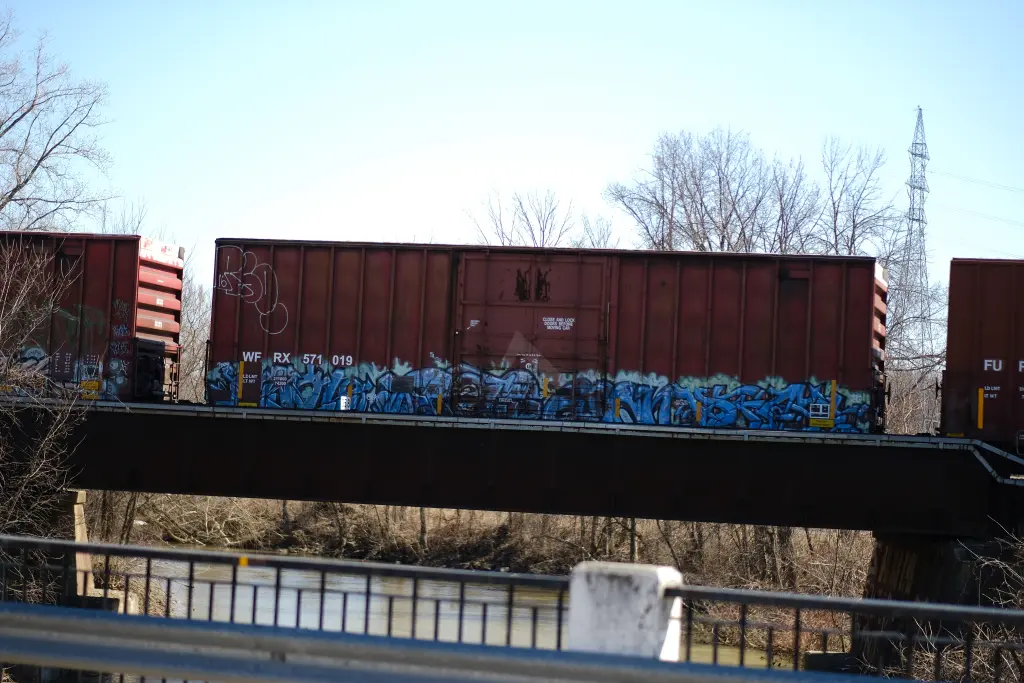 WFRX571019 - NORTH-AMERICA