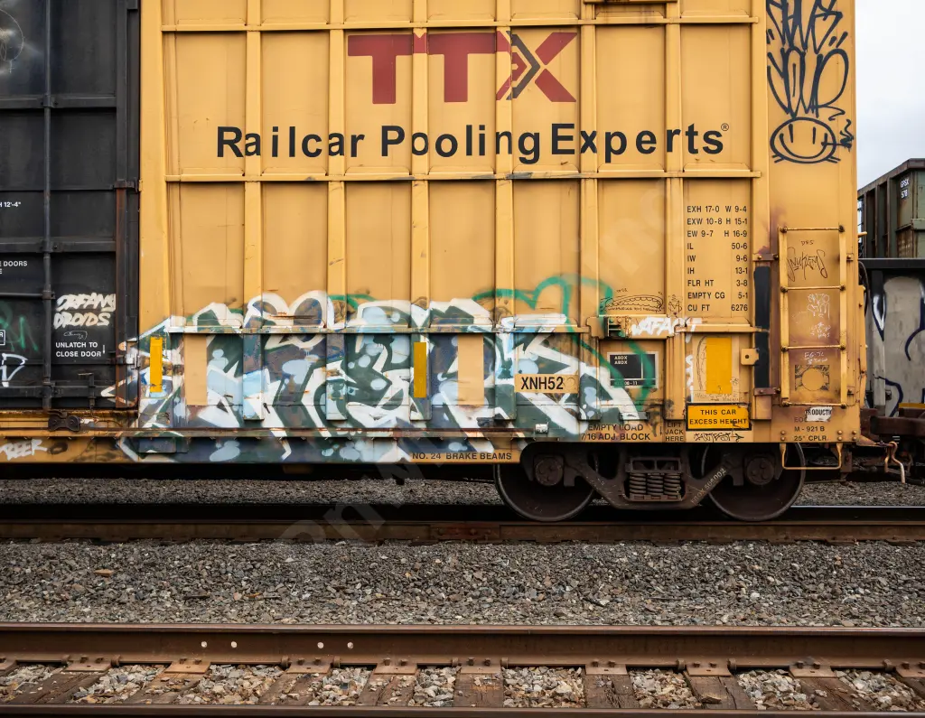 FBOX506002 - NORTH-AMERICA