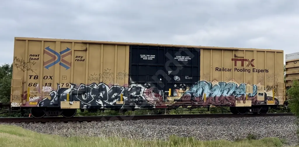 TBOX661379 - NORTH-AMERICA