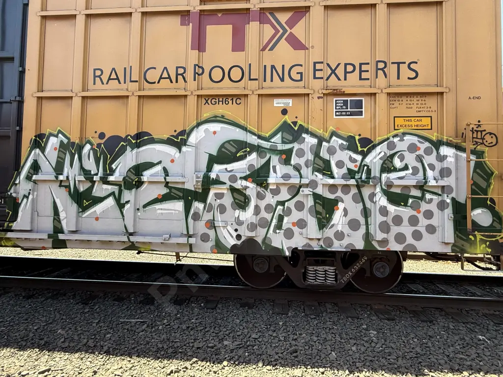 TBOX632449 - NORTH-AMERICA