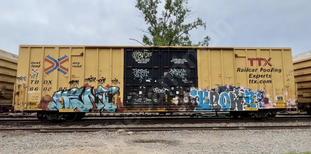 TBOX660285 - NORTH-AMERICA