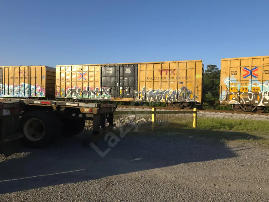 TBOX644740 - NORTH-AMERICA