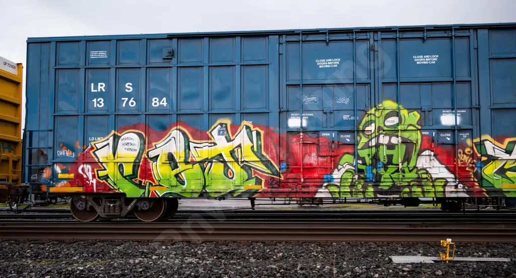 LRS137684 - NORTH-AMERICA
