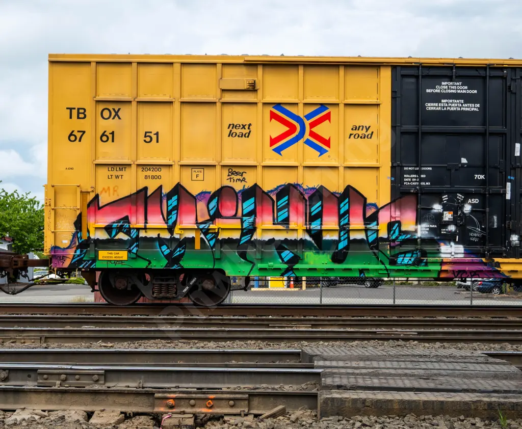 TBOX676151 - NORTH-AMERICA