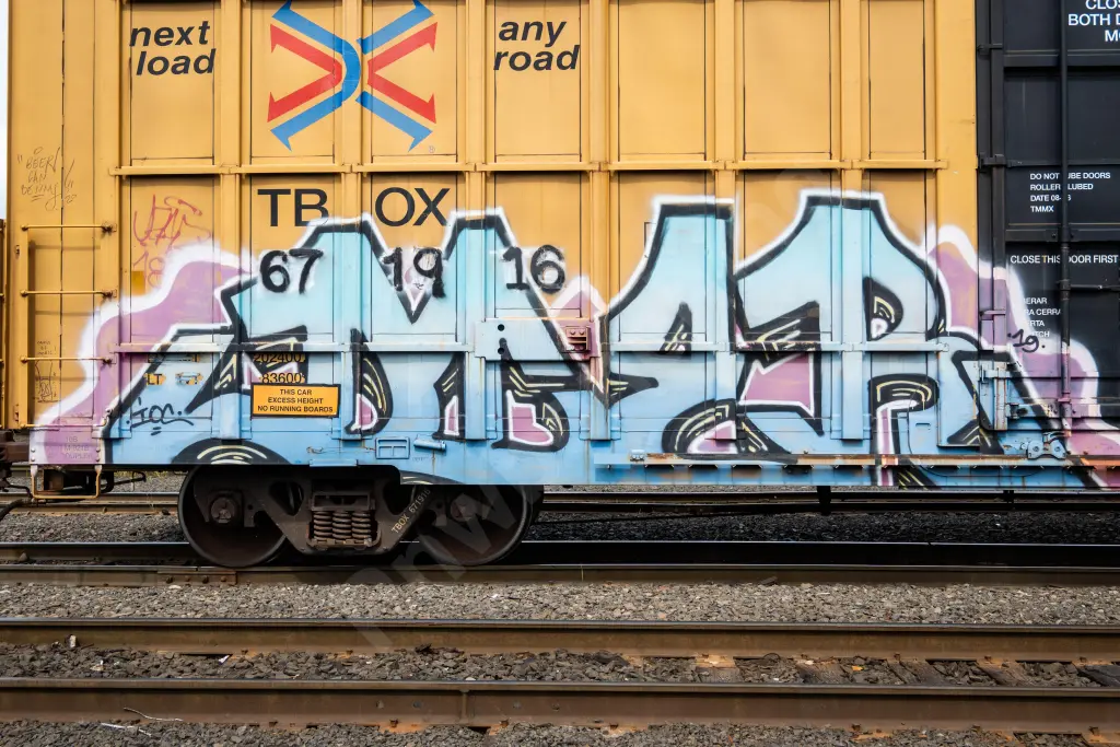 TBOX671916 - NORTH-AMERICA