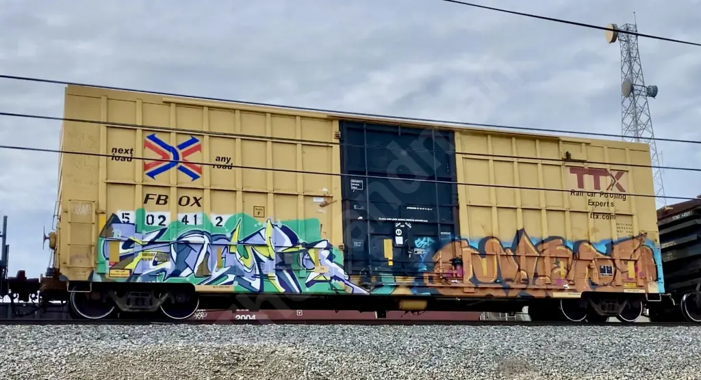 FBOX502412 - NORTH-AMERICA