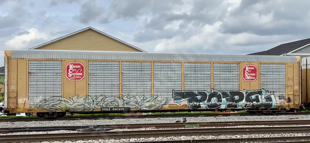 TTGX691215 - NORTH-AMERICA