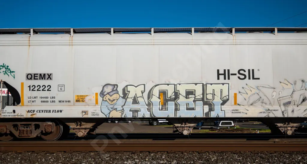 QEMX12222 - NORTH-AMERICA
