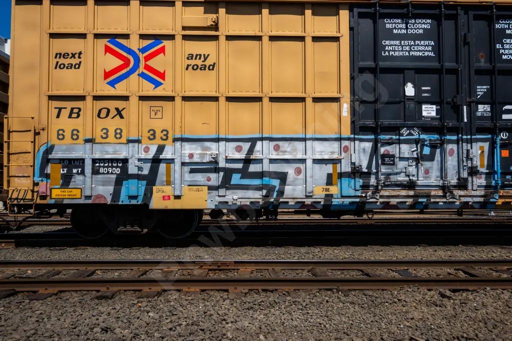 TBOX663833 - NORTH-AMERICA