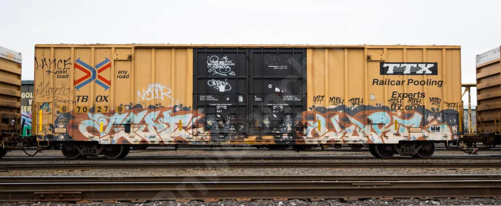 TBOX670278 - NORTH-AMERICA