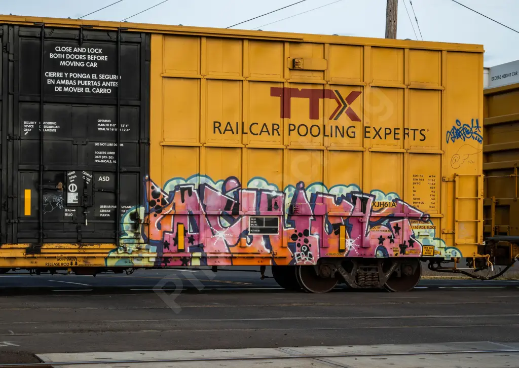 TBOX675523 - NORTH-AMERICA