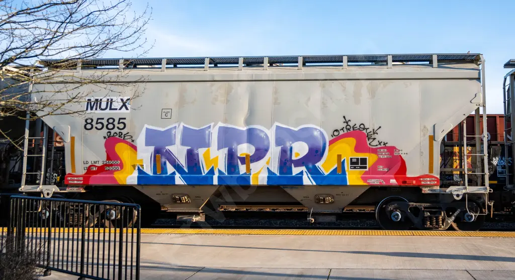 MULX8585 - NORTH-AMERICA