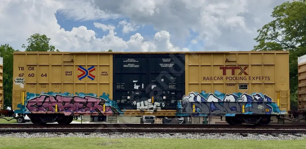 TBOX676064 - NORTH-AMERICA