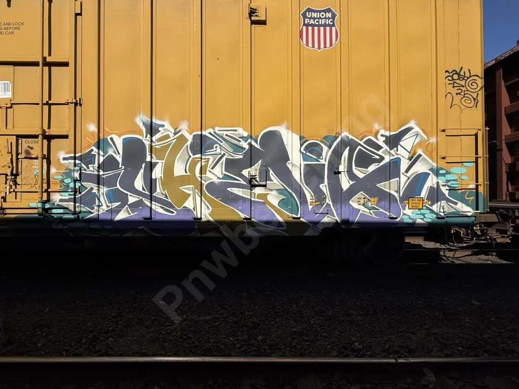 UP701068 - NORTH-AMERICA