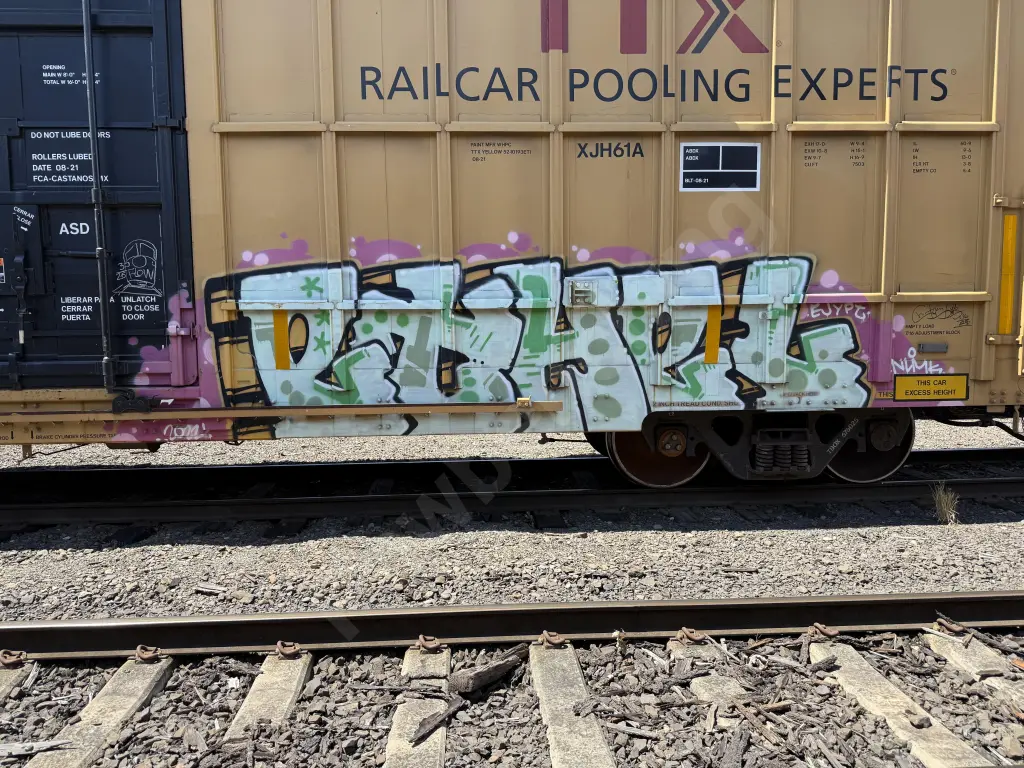TBOX676025 - NORTH-AMERICA