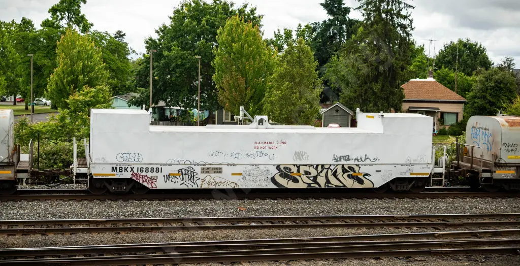 MBKX168881 - NORTH-AMERICA