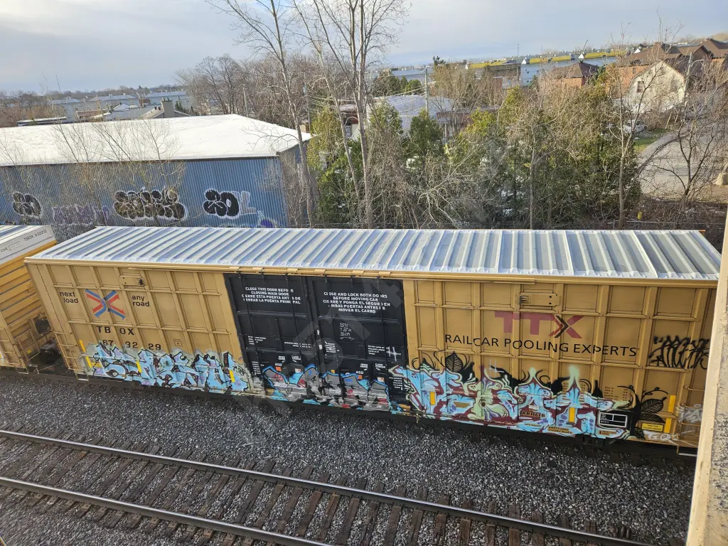 TBOX673229 - NORTH-AMERICA