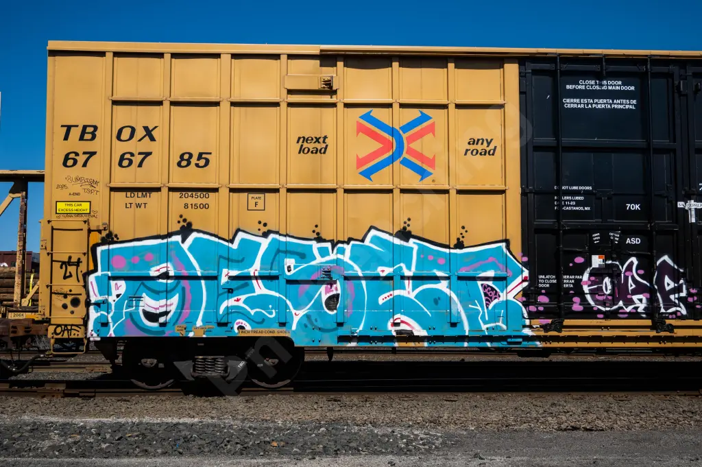 TBOX676785 - NORTH-AMERICA