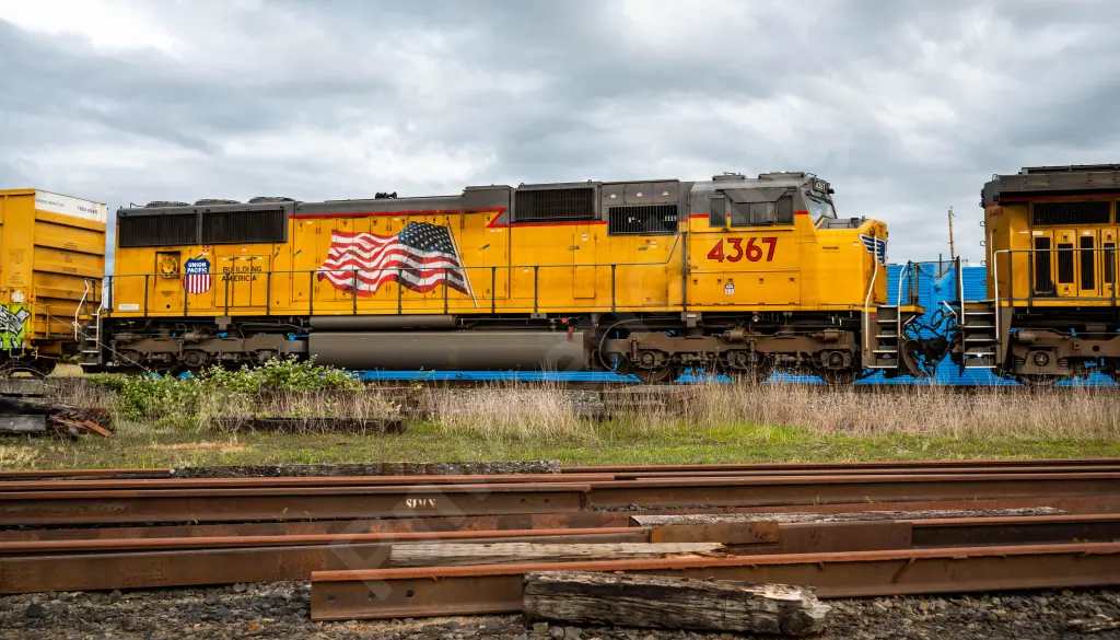 UP4367 - NORTH-AMERICA